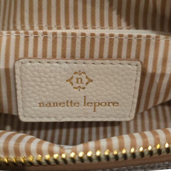 Nanette Lepore Straw Clutch Wristlet (NWOT) - Picture 5 of 9